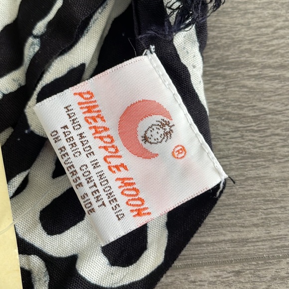 ✨SOLD ✨ NWT Black Sarong - Picture 4 of 6